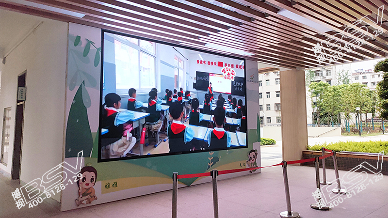 P30505-181037.jpg P30505-181037.jpg